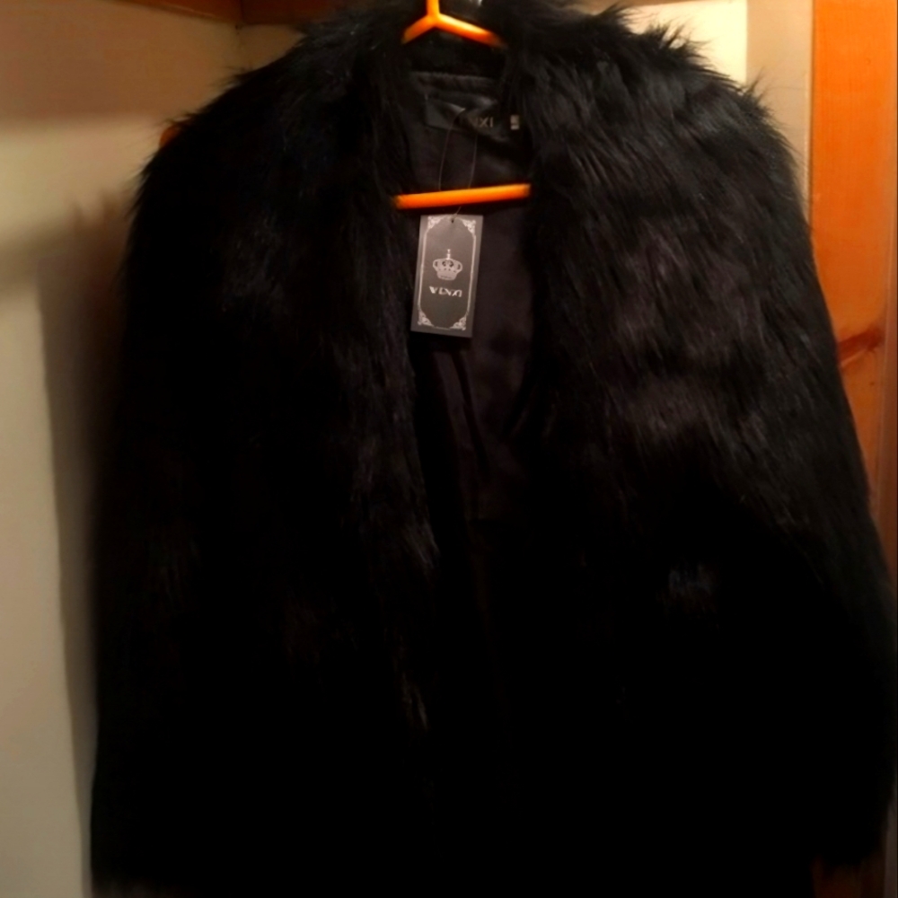 NWT WENXI FAUX FUR